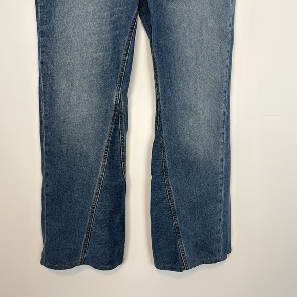 Free People. We The Free Serafin Mid Rise Slim Bootcut Jeans. Size 30. - Picture 3 of 12